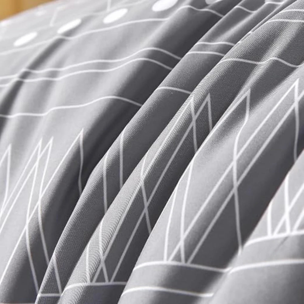 HorizonGeo 300GSM Coastal Grey geometric comforter fabric detail