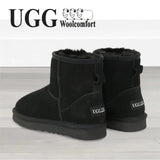 black boots rear view with sturdy sole for winter wear winter boots
